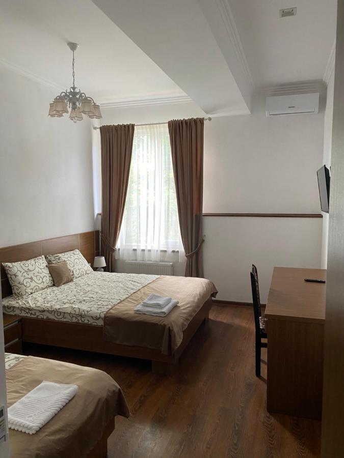 Grand Hotel Mohyliv-Podilskyi Экстерьер фото